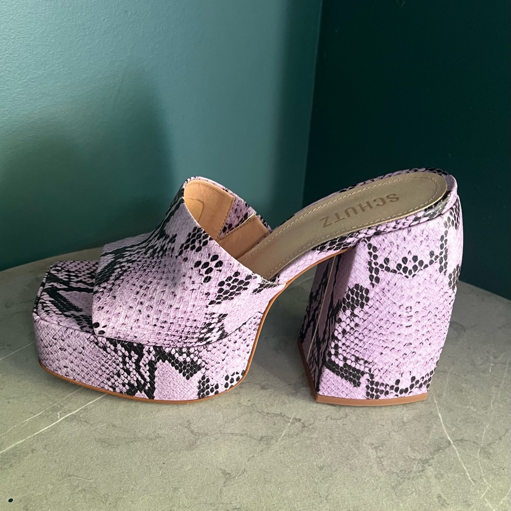 SCHUTZ Aretha Snake Sweet Lilac Leather Embossed Sandal - Picture 4 of 6